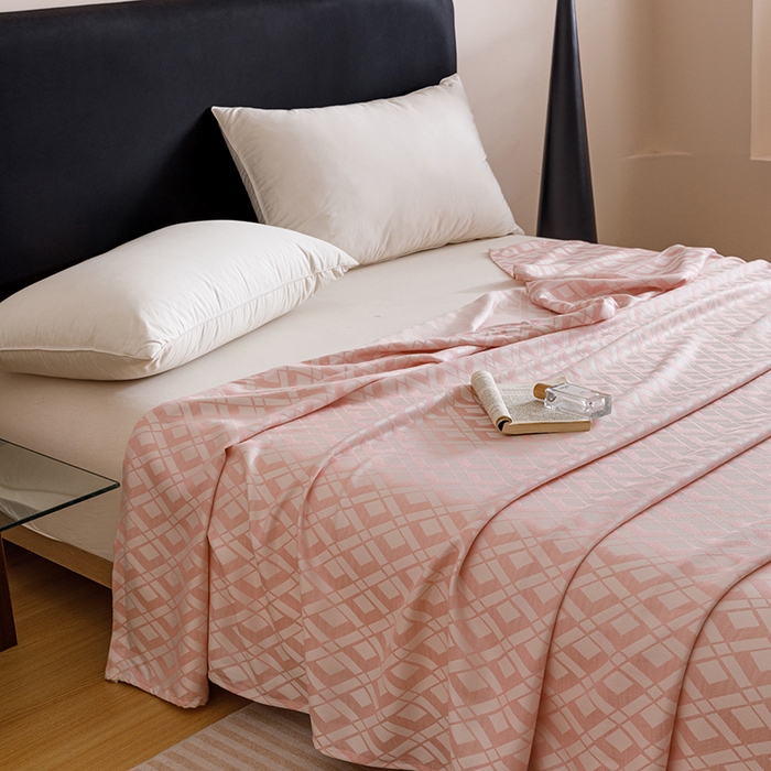 91家纺网 家纺一手货源 找家纺 悦然毛巾被 2026新款竹纤维冷感毯盖毯再生素纤维休闲夏被毛巾被夏凉被空调被 格韵梦享粉