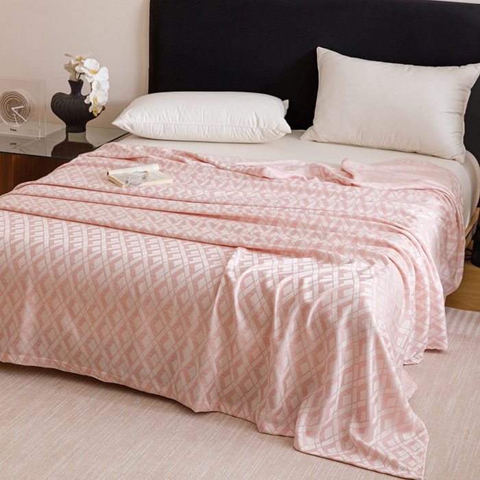 91家纺网 家纺一手货源 找家纺 悦然毛巾被 2026新款竹纤维冷感毯盖毯再生素纤维休闲夏被毛巾被夏凉被空调被 格韵梦享粉