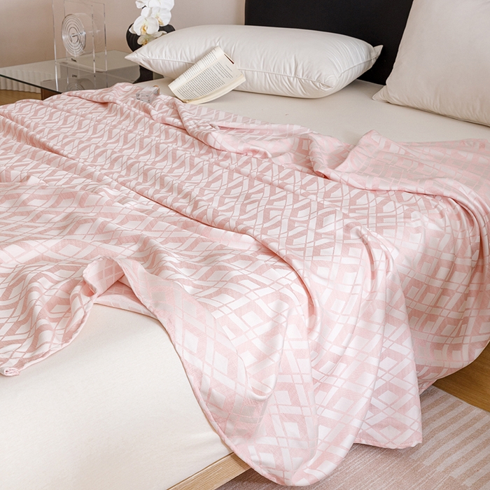 91家纺网 家纺一手货源 找家纺 悦然毛巾被 2026新款竹纤维冷感毯盖毯再生素纤维休闲夏被毛巾被夏凉被空调被 格韵梦享粉