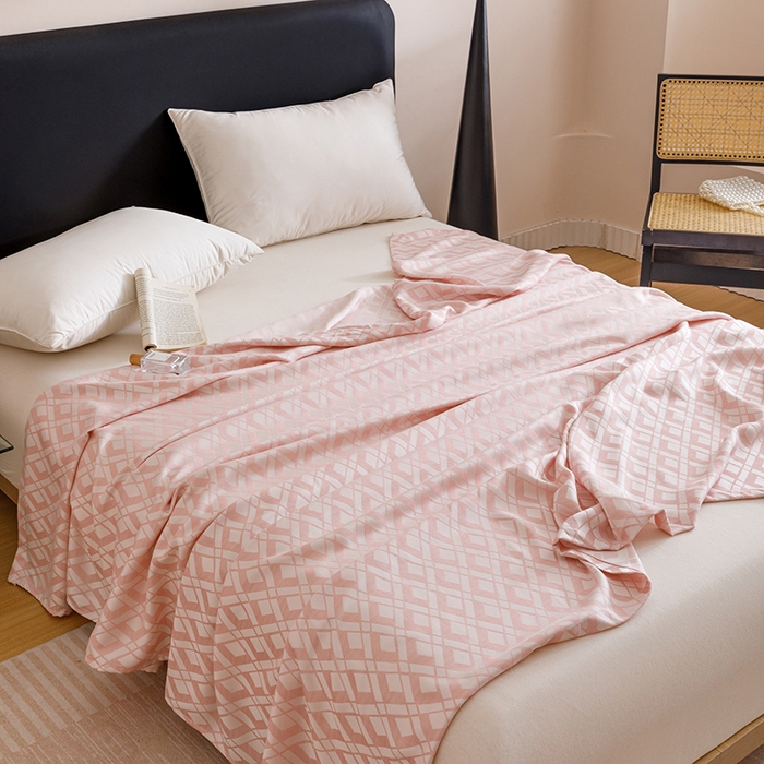 91家纺网 家纺一手货源 找家纺 悦然毛巾被 2026新款竹纤维冷感毯盖毯再生素纤维休闲夏被毛巾被夏凉被空调被 格韵梦享粉