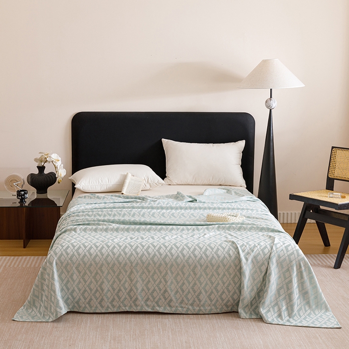 91家纺网 家纺一手货源 找家纺 悦然毛巾被 2026新款竹纤维冷感毯盖毯再生素纤维休闲夏被毛巾被夏凉被空调被 格韵梦享蓝