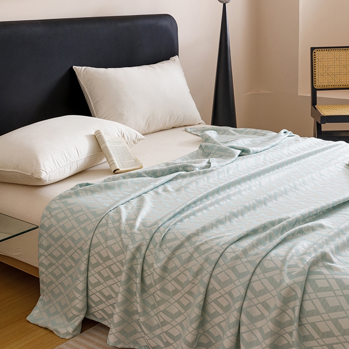 91家纺网 家纺一手货源 找家纺 悦然毛巾被 2026新款竹纤维冷感毯盖毯再生素纤维休闲夏被毛巾被夏凉被空调被 格韵梦享蓝