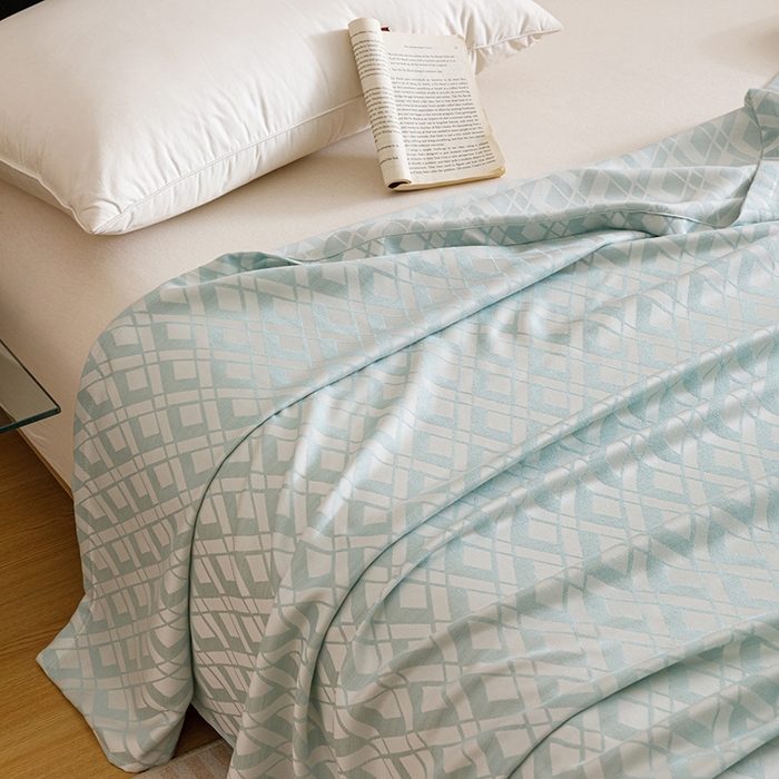 91家纺网 家纺一手货源 找家纺 悦然毛巾被 2026新款竹纤维冷感毯盖毯再生素纤维休闲夏被毛巾被夏凉被空调被 格韵梦享蓝