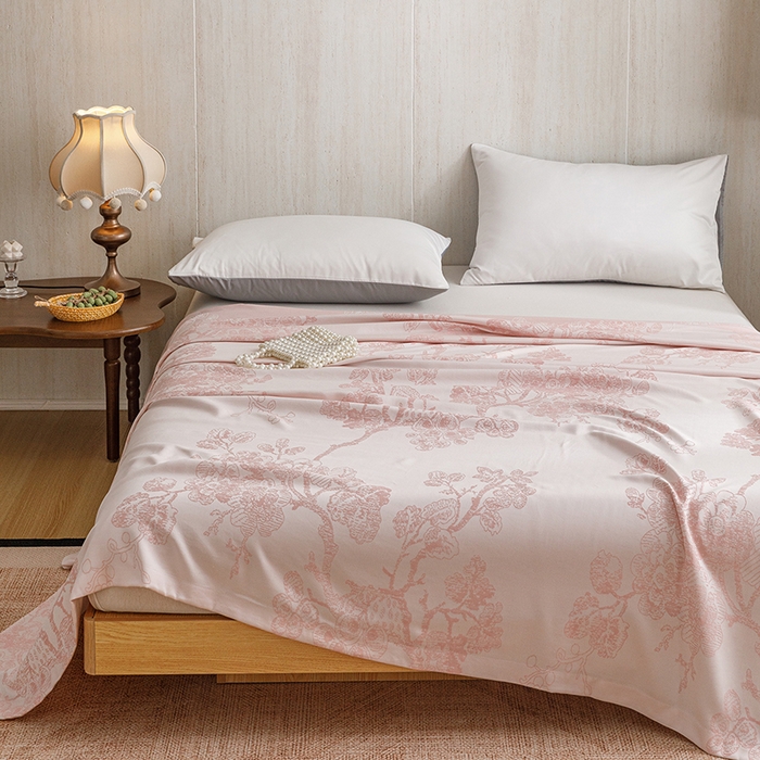 91家纺网 家纺一手货源 找家纺 悦然毛巾被 2026新款竹纤维冷感毯盖毯再生素纤维休闲夏被毛巾被夏凉被空调被 浪漫花开粉