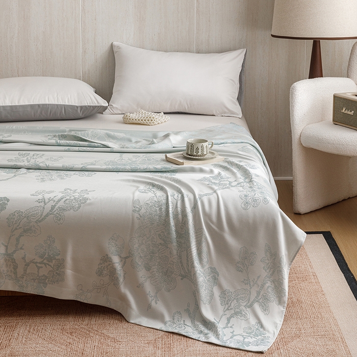 91家纺网 家纺一手货源 找家纺 悦然毛巾被 2026新款竹纤维冷感毯盖毯再生素纤维休闲夏被毛巾被夏凉被空调被 浪漫花开蓝