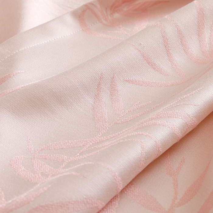 91家纺网 家纺一手货源 找家纺 悦然毛巾被 2026新款竹纤维冷感毯盖毯再生素纤维休闲夏被毛巾被夏凉被空调被 竹语织锦粉