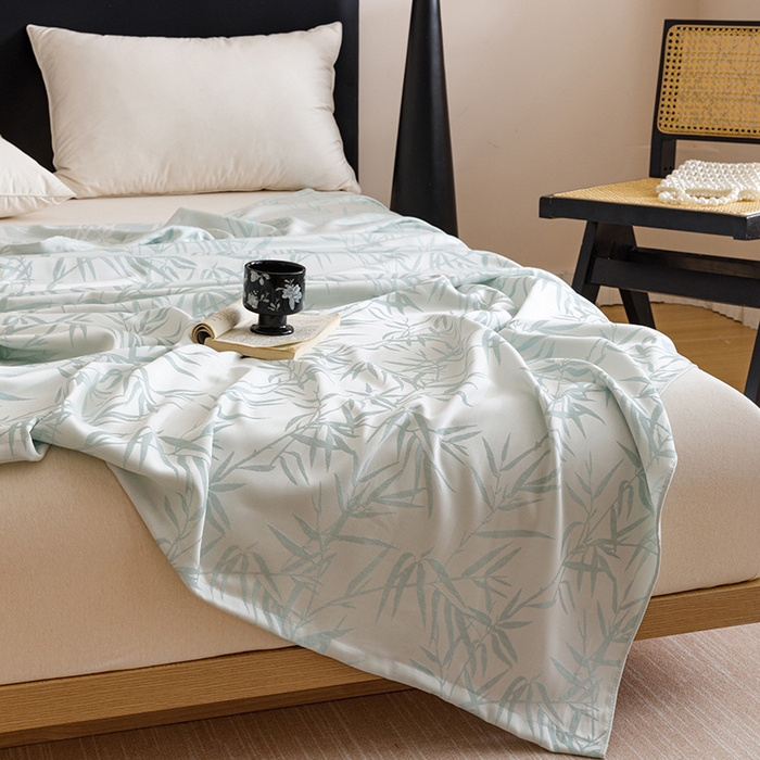 91家纺网 家纺一手货源 找家纺 悦然毛巾被 2026新款竹纤维冷感毯盖毯再生素纤维休闲夏被毛巾被夏凉被空调被 竹语织锦蓝