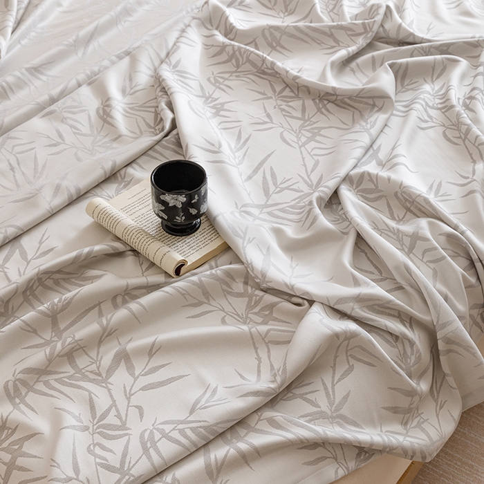 91家纺网 家纺一手货源 找家纺 悦然毛巾被 2026新款竹纤维冷感毯盖毯再生素纤维休闲夏被毛巾被夏凉被空调被 竹语织锦银