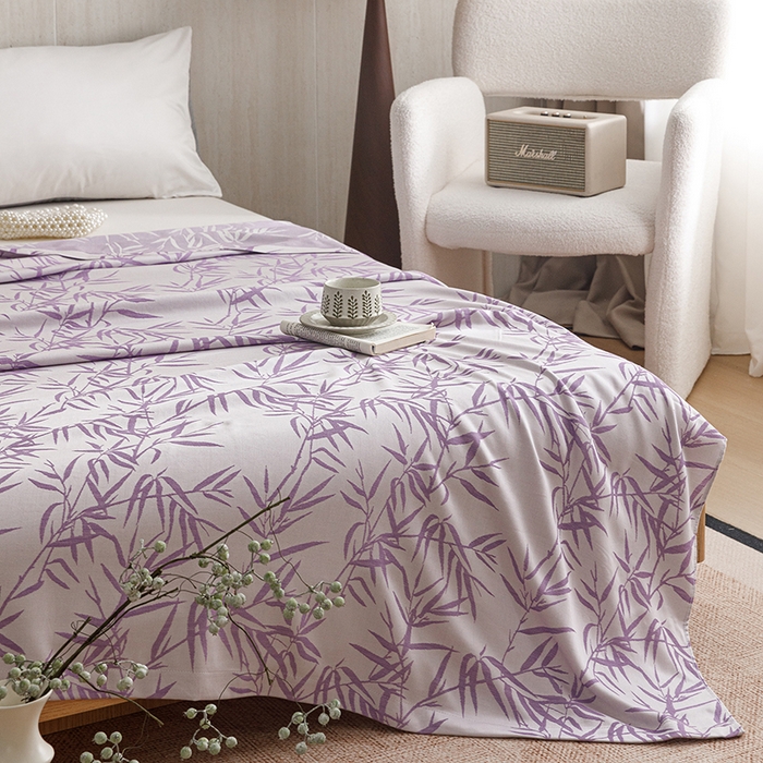 91家纺网 家纺一手货源 找家纺 悦然毛巾被 2026新款竹纤维冷感毯盖毯再生素纤维休闲夏被毛巾被夏凉被空调被 竹语织锦紫