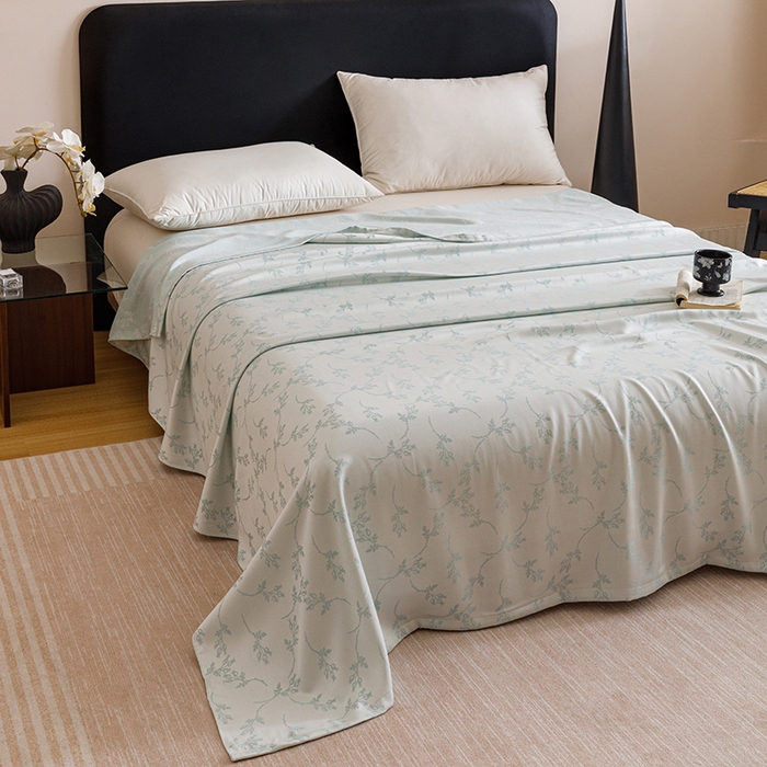 91家纺网 家纺一手货源 找家纺 悦然毛巾被 2026新款竹纤维冷感毯盖毯再生素纤维休闲夏被毛巾被夏凉被空调被 竹韵叶梦蓝