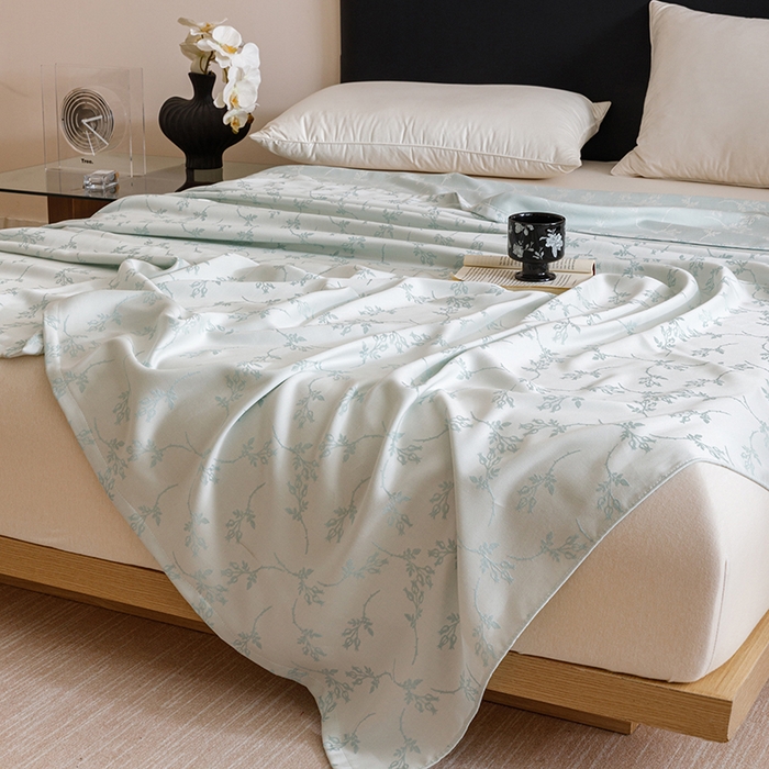 91家纺网 家纺一手货源 找家纺 悦然毛巾被 2026新款竹纤维冷感毯盖毯再生素纤维休闲夏被毛巾被夏凉被空调被 竹韵叶梦蓝