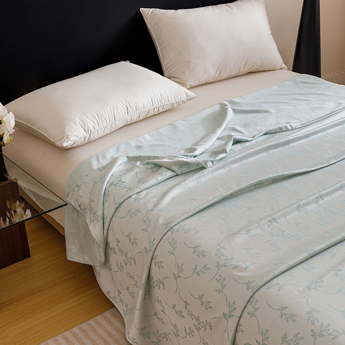 91家纺网 家纺一手货源 找家纺 悦然毛巾被 2026新款竹纤维冷感毯盖毯再生素纤维休闲夏被毛巾被夏凉被空调被 竹韵叶梦蓝