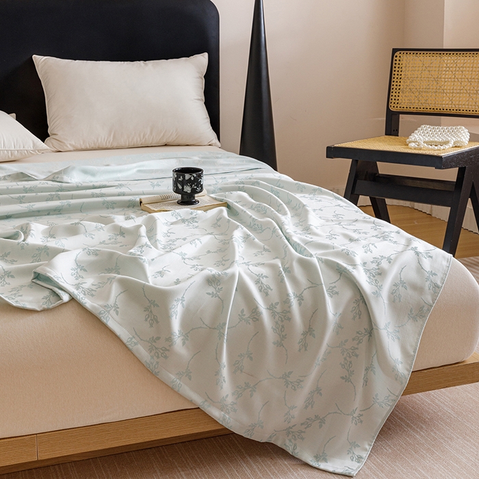 91家纺网 家纺一手货源 找家纺 悦然毛巾被 2026新款竹纤维冷感毯盖毯再生素纤维休闲夏被毛巾被夏凉被空调被 竹韵叶梦蓝