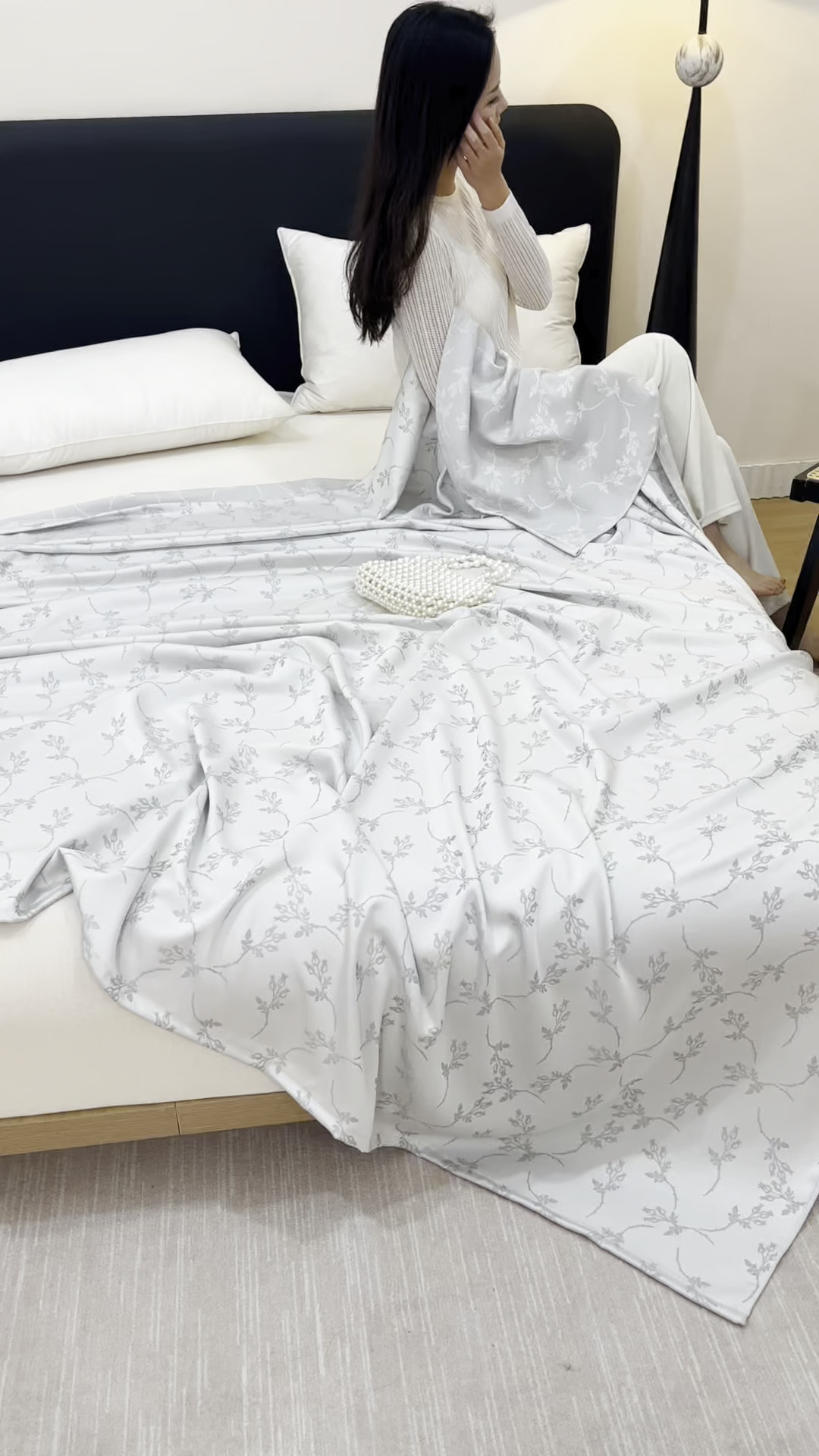 91家纺网 家纺一手货源 找家纺 悦然毛巾被 2026新款竹纤维冷感毯盖毯再生素纤维休闲夏被毛巾被夏凉被空调被 竹韵叶梦银