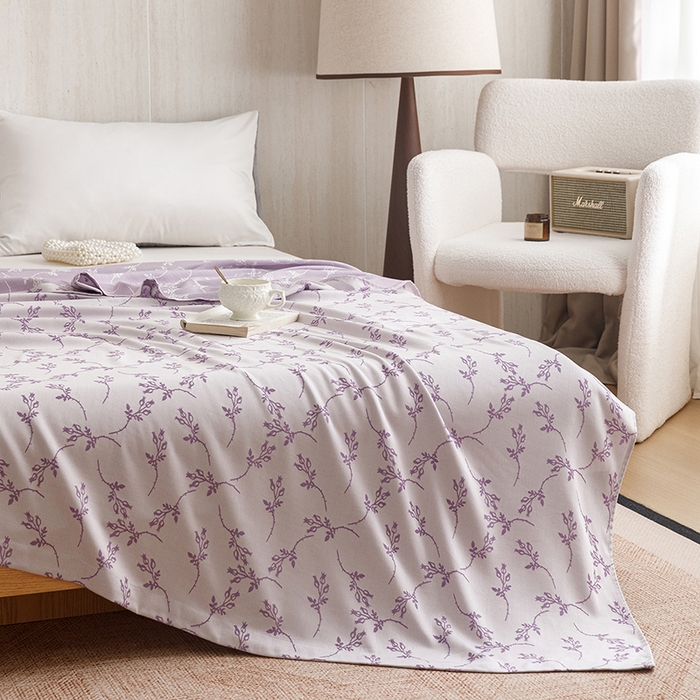 91家纺网 家纺一手货源 找家纺 悦然毛巾被 2026新款竹纤维冷感毯盖毯再生素纤维休闲夏被毛巾被夏凉被空调被 竹韵叶梦紫