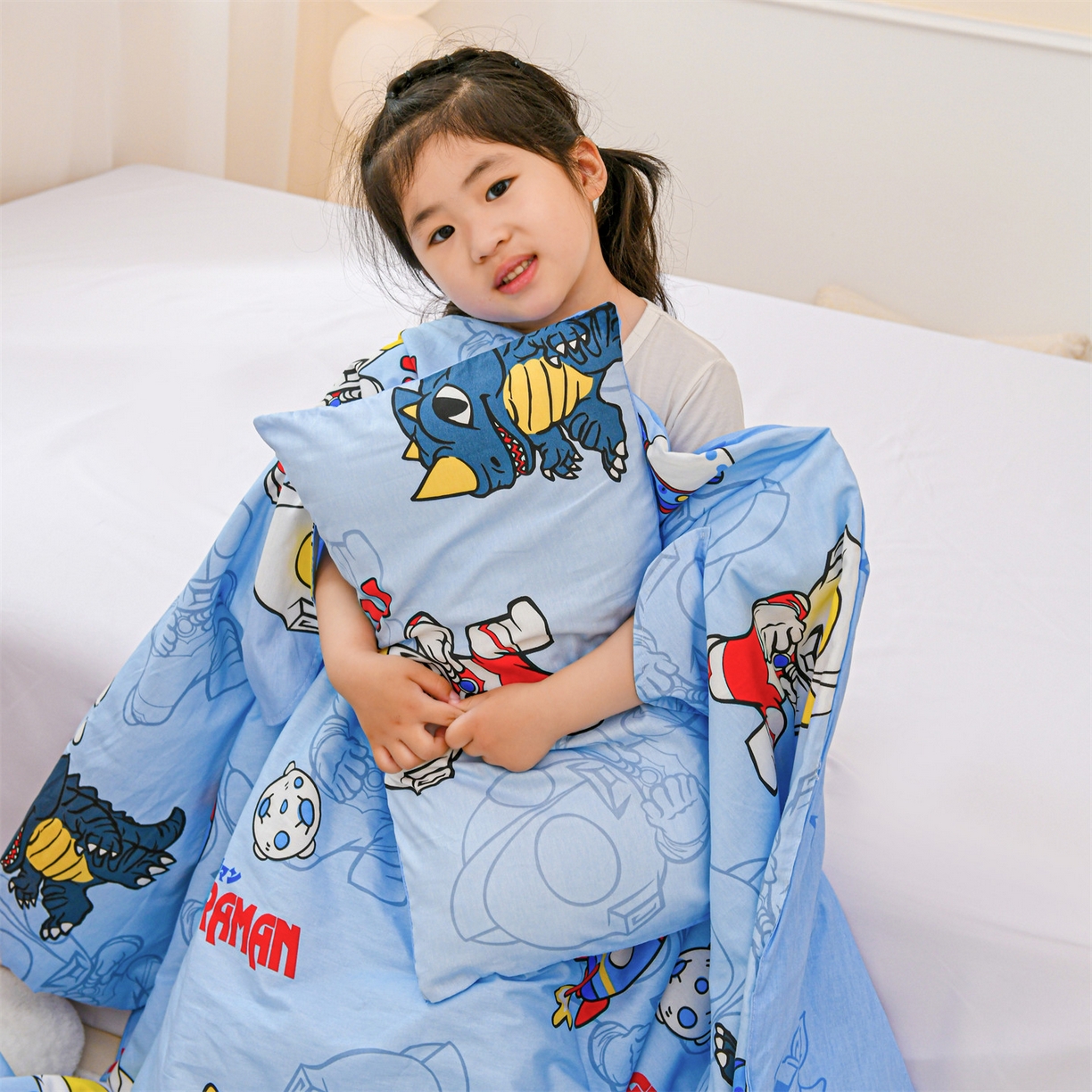 91家纺网 家纺一手货源 找家纺 （总）名兮家居 2026新款经典奥特曼三丽鸥A类全棉纯棉儿童睡袋护肚防踢被