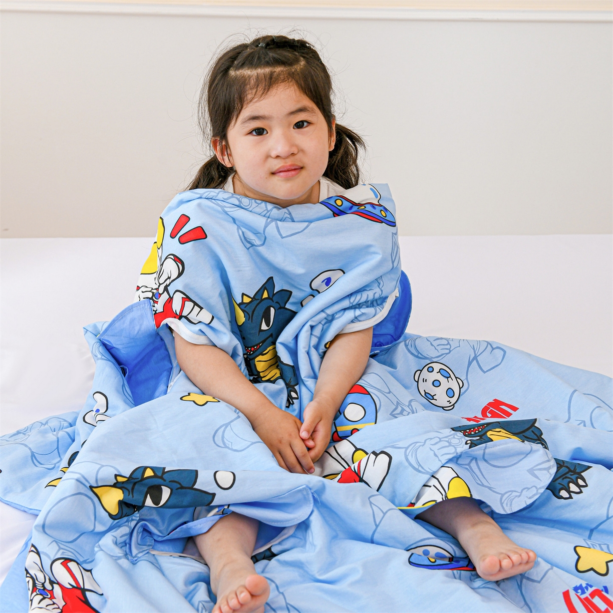 91家纺网 家纺一手货源 找家纺 名兮家居 2026新款经典奥特曼三丽鸥A类全棉纯棉儿童睡袋护肚防踢被 防踢被-奥特勇士