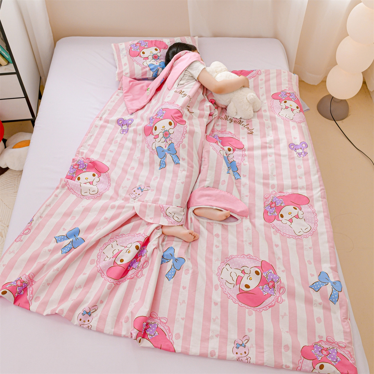 91家纺网 家纺一手货源 找家纺 名兮家居 2026新款经典奥特曼三丽鸥A类全棉纯棉儿童睡袋护肚防踢被 防踢被-竖条美乐蒂