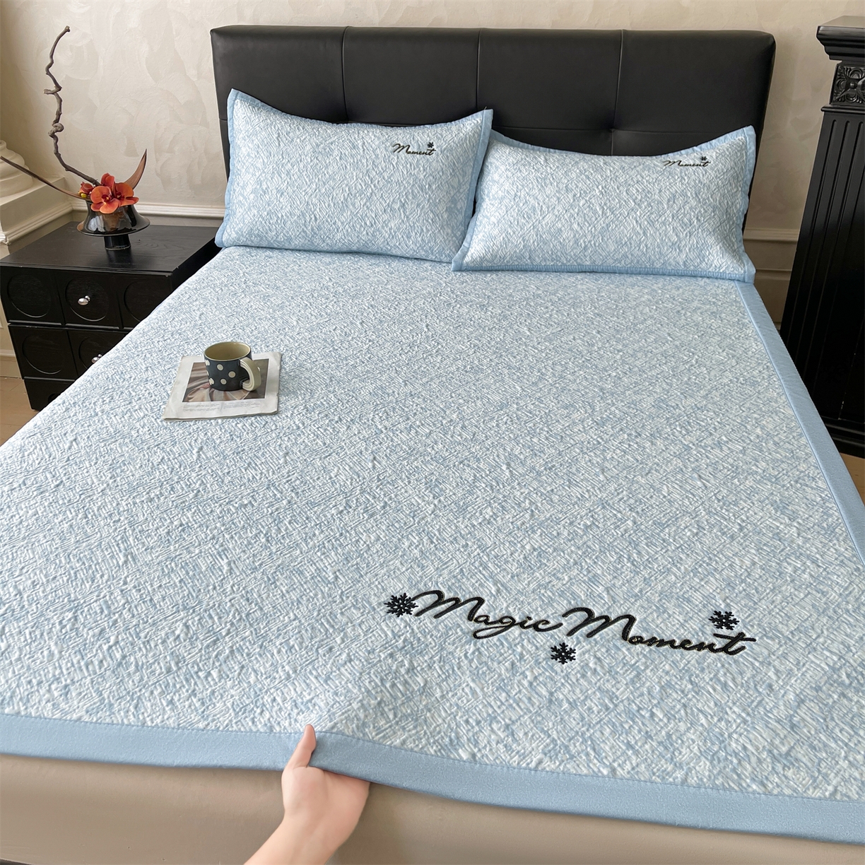 91家纺网 家纺一手货源 找家纺 （总）慕木家纺 2026新款巴洛克刺绣系列冰豆豆凉席和床笠凉席席子空调软席