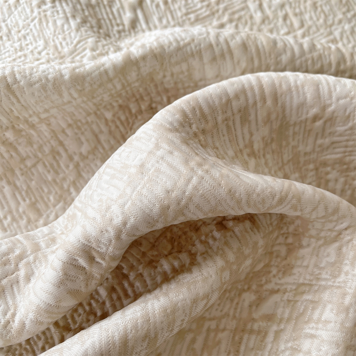 91家纺网 家纺一手货源 找家纺 慕木家纺 2026新款巴洛克刺绣系列冰豆豆凉席和床笠凉席席子空调软席 巴洛克-卡其 床席款