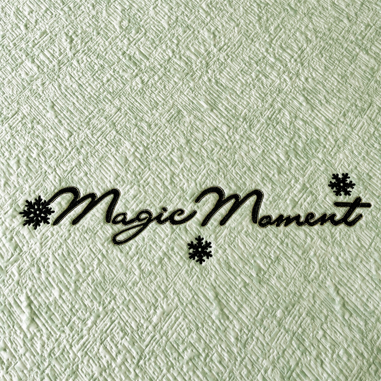 91家纺网 家纺一手货源 找家纺 慕木家纺 2026新款巴洛克刺绣系列冰豆豆凉席和床笠凉席席子空调软席 巴洛克-绿 床席款