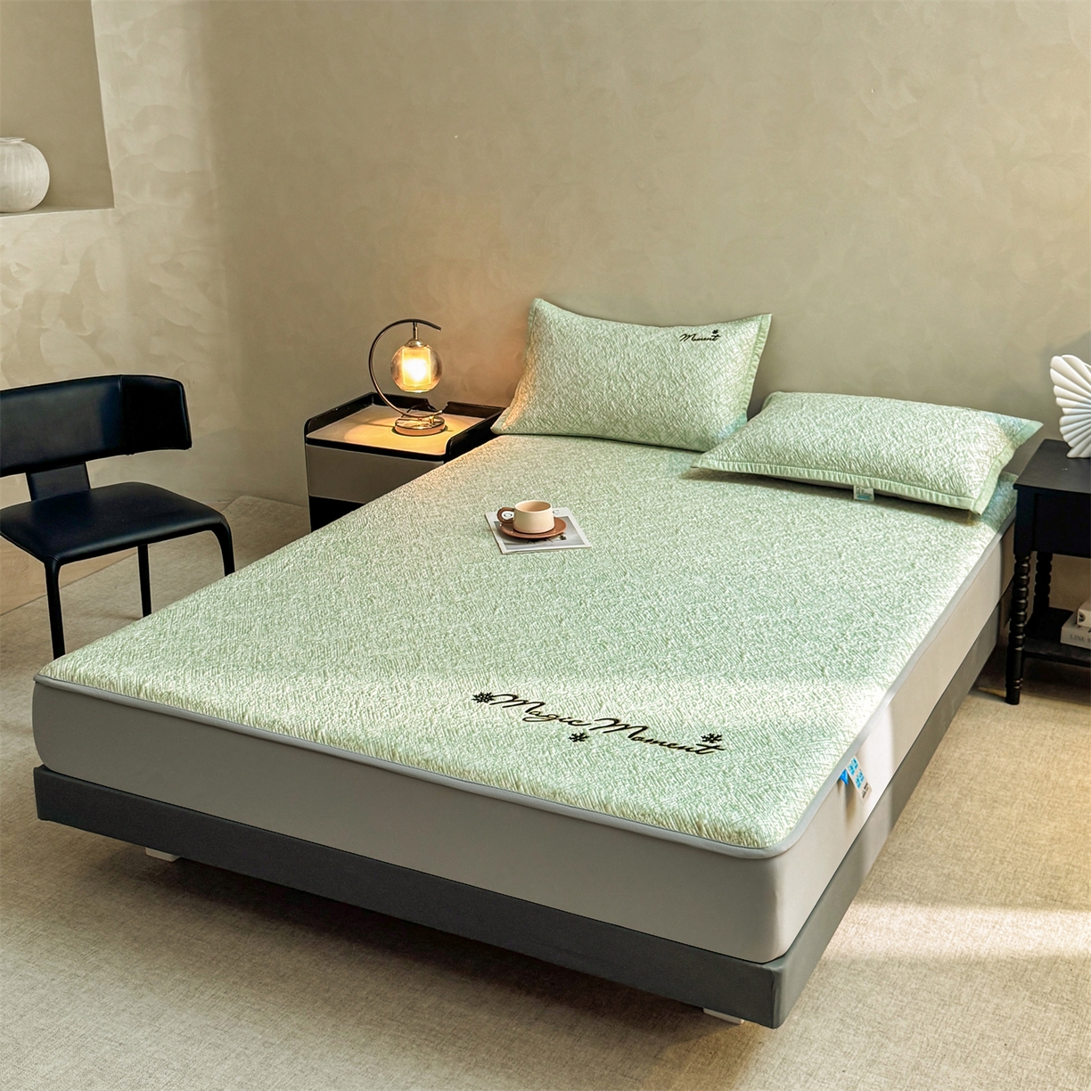 91家纺网 家纺一手货源 找家纺 慕木家纺 2026新款巴洛克刺绣系列冰豆豆凉席和床笠凉席席子空调软席 巴洛克-绿 床笠款