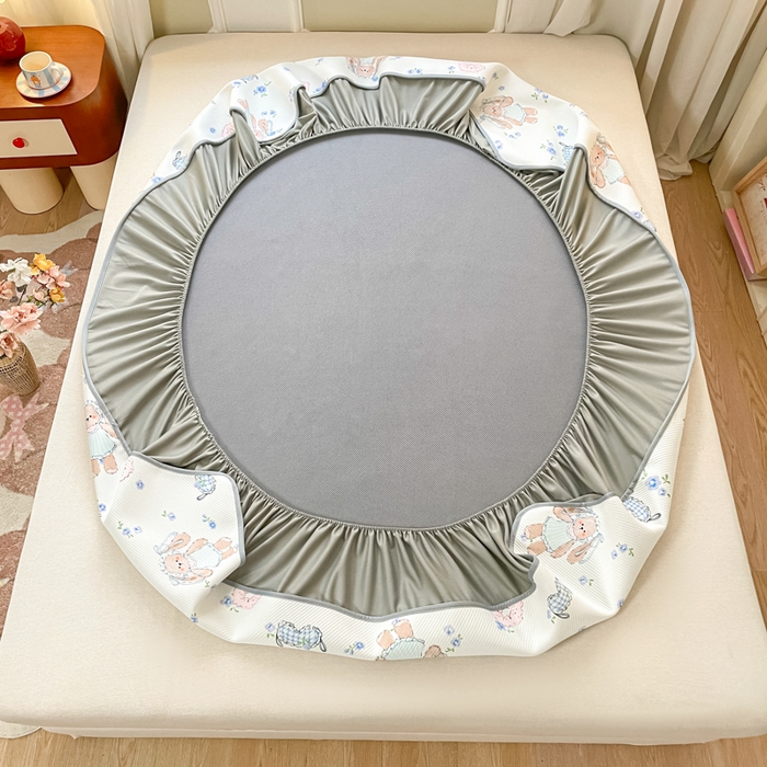 91家纺网 家纺一手货源 找家纺 女子家纺 2026新款斜纹凉感豆豆床笠款 床笠-花筐奶兔