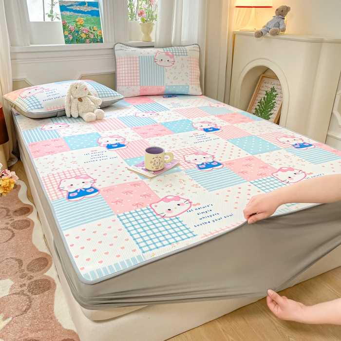 91家纺网 家纺一手货源 找家纺 女子家纺 2026新款斜纹凉感豆豆床笠款 床笠-粉蓝萌猫