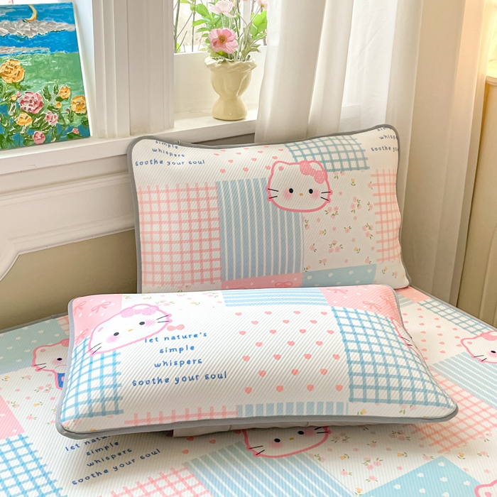 91家纺网 家纺一手货源 找家纺 女子家纺 2026新款斜纹凉感豆豆床笠款 床笠-粉蓝萌猫