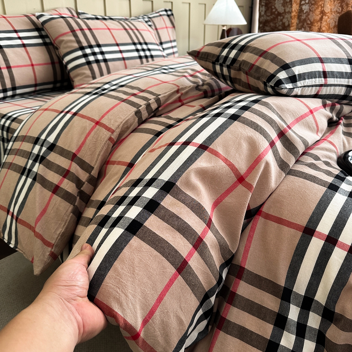 91家纺网 家纺一手货源 找家纺 女子家纺 2026新款全棉色织水洗棉简约四件套 宝利格