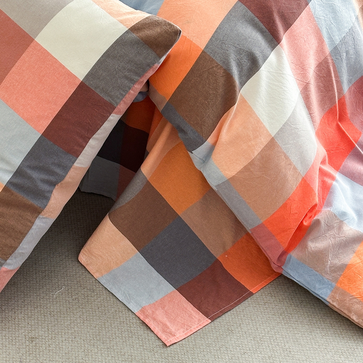 91家纺网 家纺一手货源 找家纺 女子家纺 2026新款全棉色织水洗棉简约四件套 蓝粉格