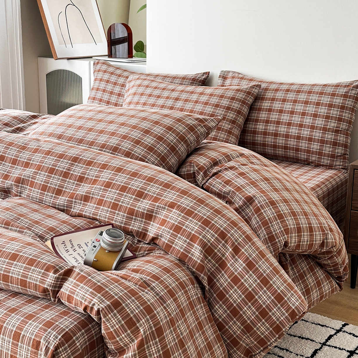 91家纺网 家纺一手货源 找家纺 女子家纺 2026新款全棉色织水洗棉简约四件套 繁花-咖