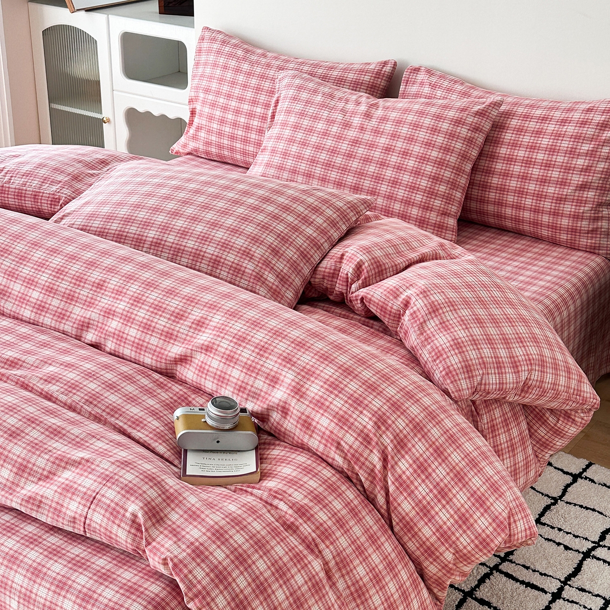 91家纺网 家纺一手货源 找家纺 女子家纺 2026新款全棉色织水洗棉简约四件套 繁花-粉