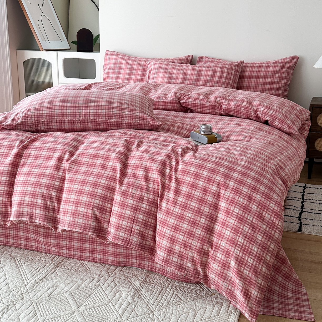 91家纺网 家纺一手货源 找家纺 女子家纺 2026新款全棉色织水洗棉简约四件套 繁花-粉