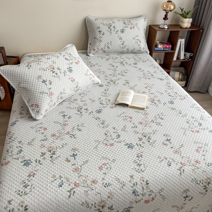 91家纺网 家纺一手货源 找家纺 慕木家纺 2026春夏新款色织麻四季款单床盖 床盖单件 问春归