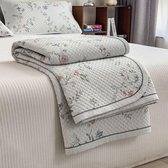 91家纺网 家纺一手货源 找家纺 慕木家纺 2026春夏新款色织麻四季款单床盖 床盖单件 问春归