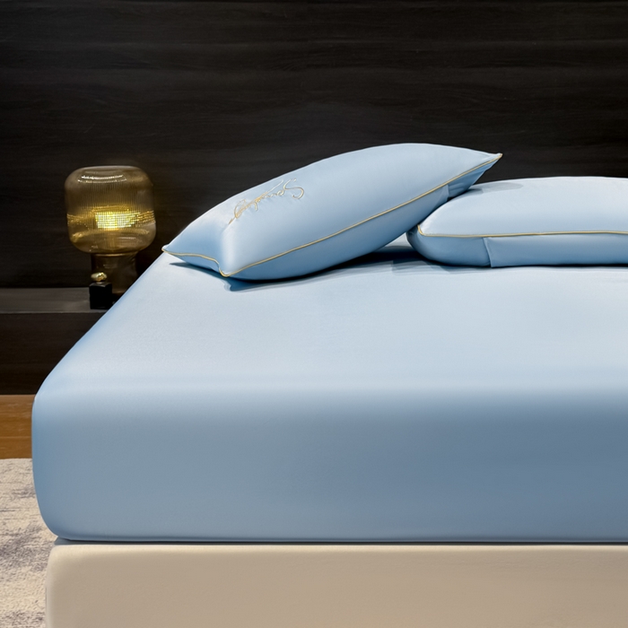 91家纺网 家纺一手货源 找家纺 云恋家纺 2026新款冰丝床笠单件夏季纯色床罩全包床单三件套床垫保护罩防尘 浪漫假日系列 浪漫假日-天蓝