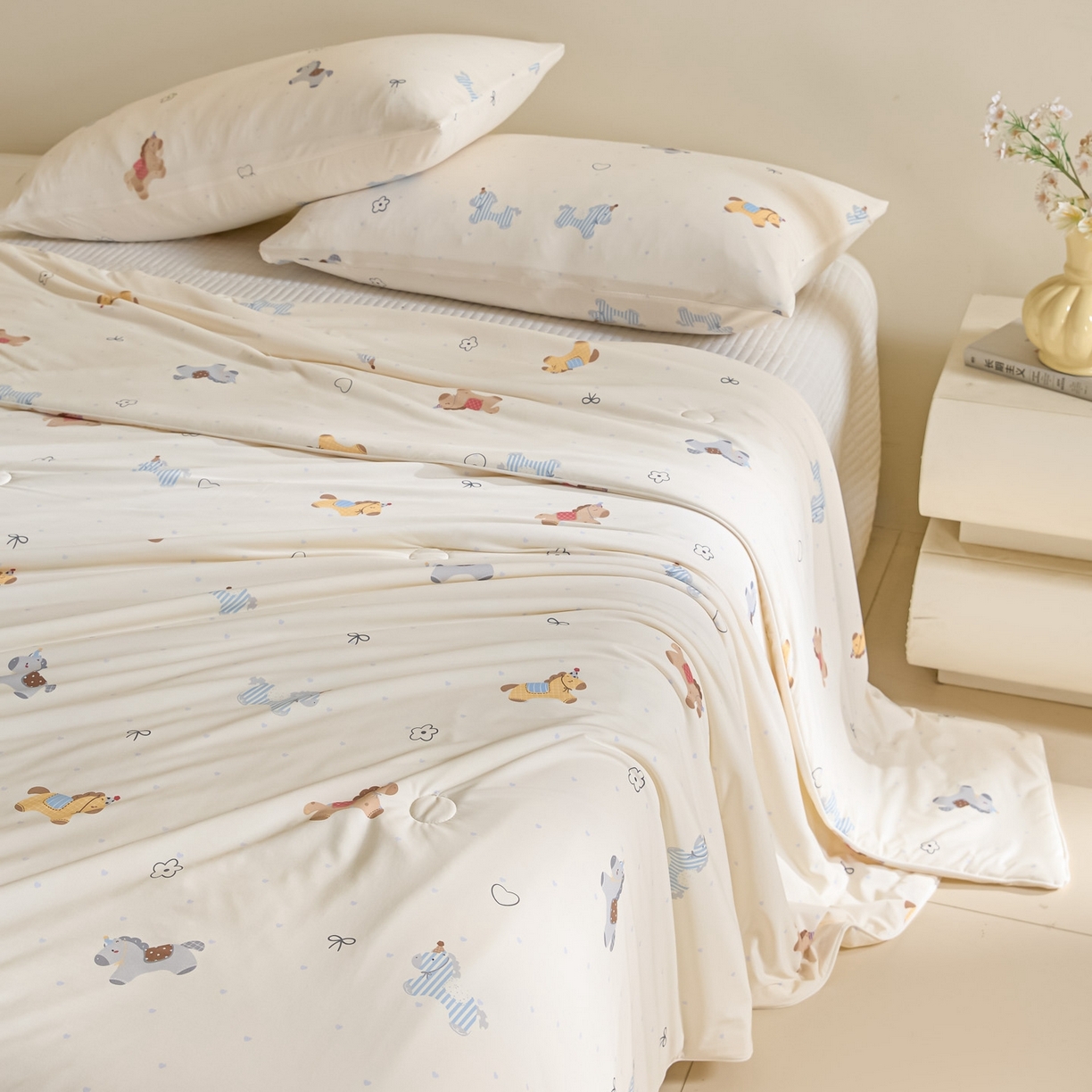 91家纺网 家纺一手货源 找家纺 一加一 2026新款A类凉感冰皮印花冰蚕被夏被夏凉被空调被 欢乐木马