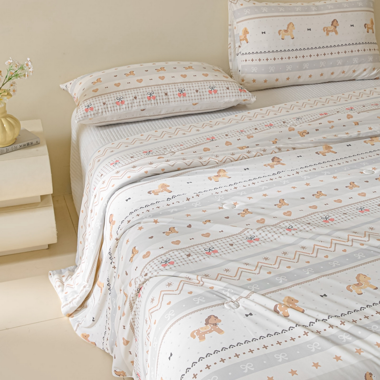 91家纺网 家纺一手货源 找家纺 一加一 2026新款A类凉感冰皮印花冰蚕被夏被夏凉被空调被 木马时光