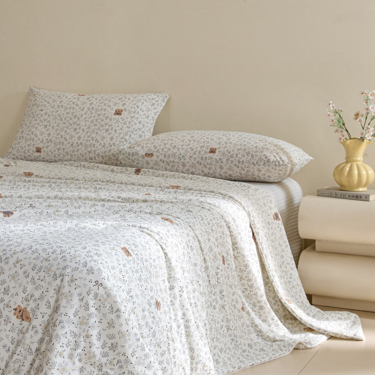 91家纺网 家纺一手货源 找家纺 一加一 2026新款A类凉感冰皮印花冰蚕被夏被夏凉被空调被 碎花小熊