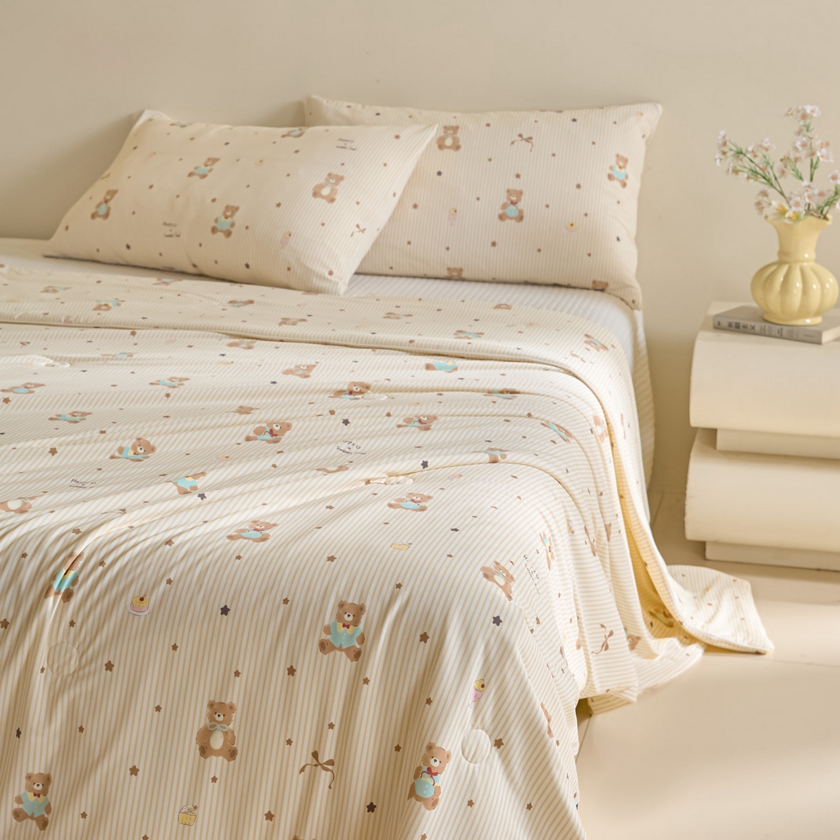 91家纺网 家纺一手货源 找家纺 一加一 2026新款A类凉感冰皮印花冰蚕被夏被夏凉被空调被 条纹芝士熊