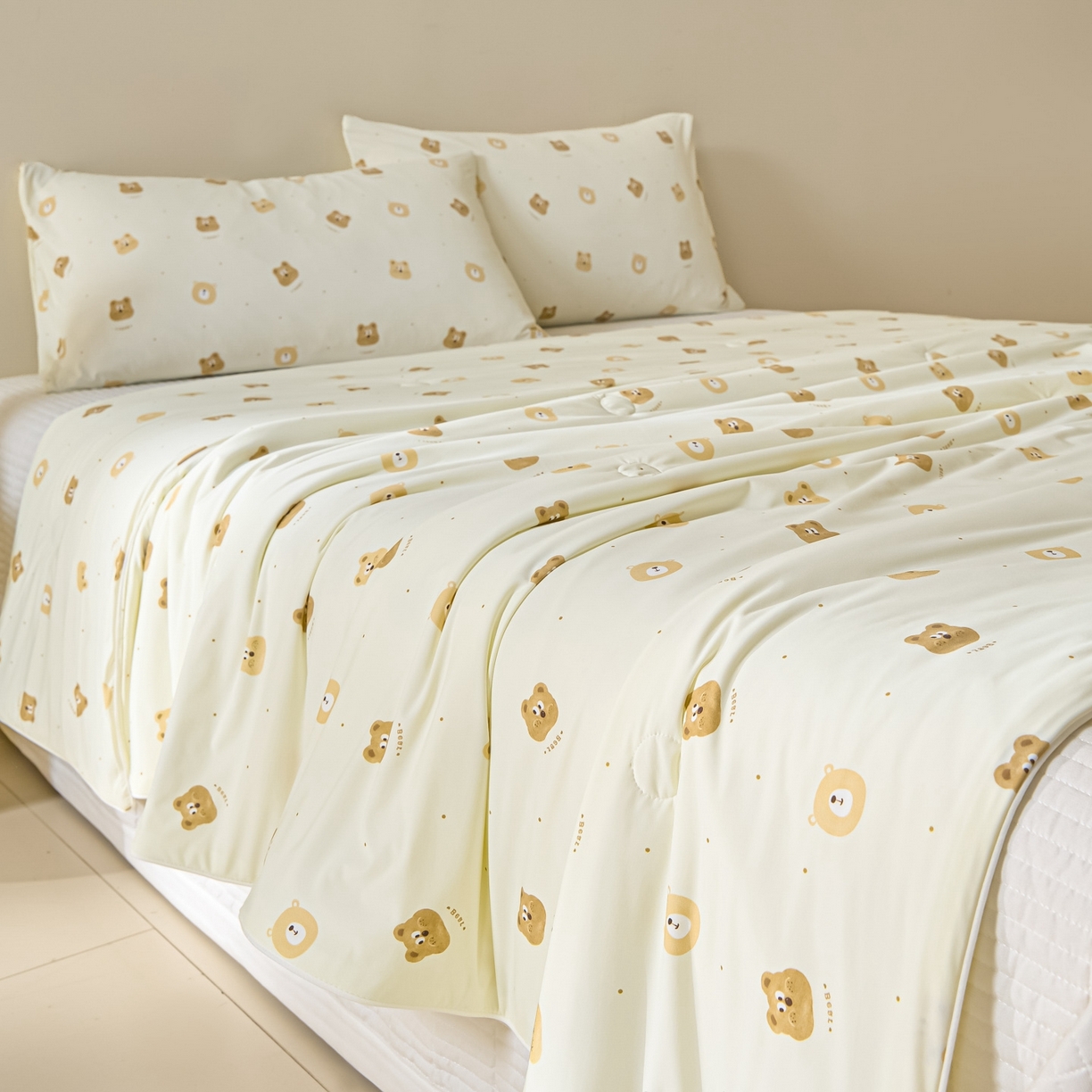 91家纺网 家纺一手货源 找家纺 一加一 2026新款A类凉感冰皮印花冰蚕被夏被夏凉被空调被 童话熊仔