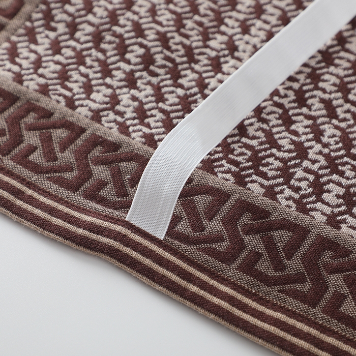 91家纺网 家纺一手货源 找家纺 娇兰毛巾 2026新款安心棉长效抗菌全棉a类加厚加双绑带防滑枕巾 棉罗织锦