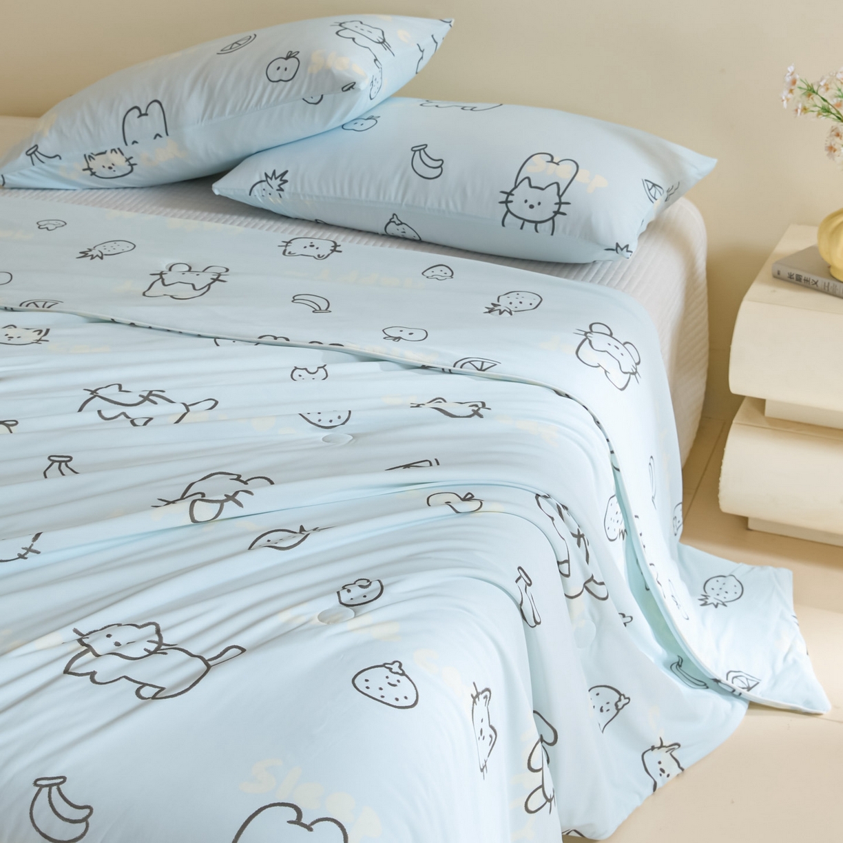 91家纺网 家纺一手货源 找家纺 一加一 2026新款A类凉感冰皮印花冰蚕被夏被夏凉被空调被 夏日甜猫