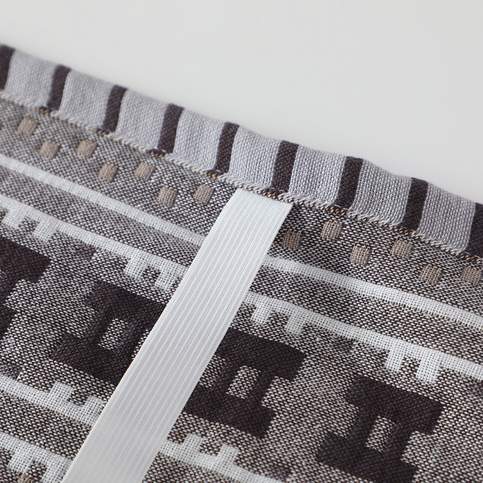 91家纺网 家纺一手货源 找家纺 娇兰毛巾 2026新款安心棉长效抗菌全棉a类加厚加双绑带防滑枕巾 水墨菱歌