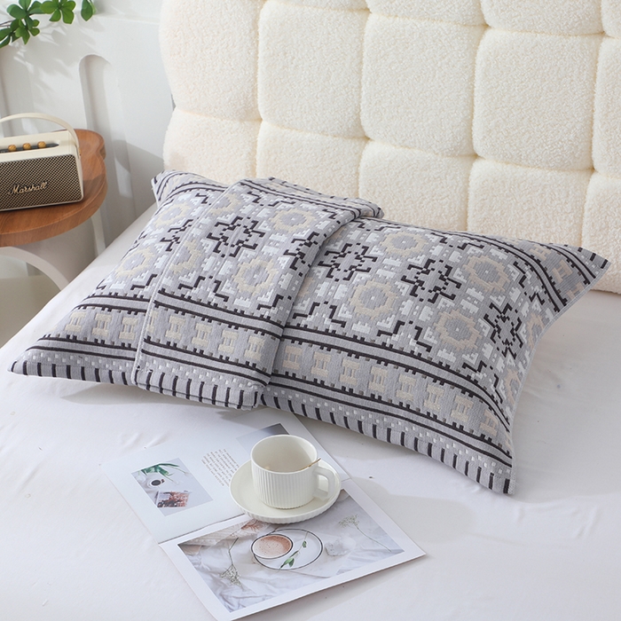 91家纺网 家纺一手货源 找家纺 娇兰毛巾 2026新款安心棉长效抗菌全棉a类加厚加双绑带防滑枕巾 水墨菱歌