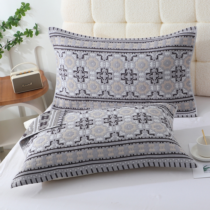 91家纺网 家纺一手货源 找家纺 娇兰毛巾 2026新款安心棉长效抗菌全棉a类加厚加双绑带防滑枕巾 水墨菱歌