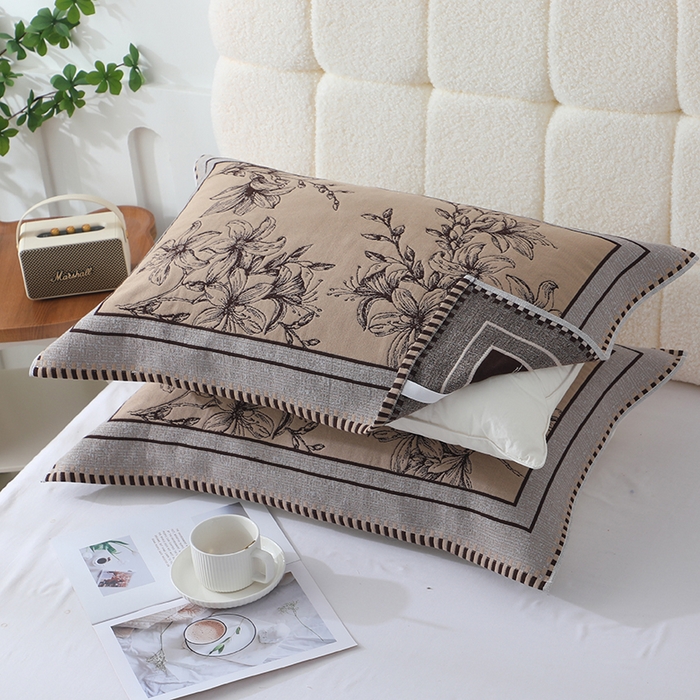 91家纺网 家纺一手货源 找家纺 娇兰毛巾 2026新款安心棉长效抗菌全棉a类加厚加双绑带防滑枕巾 花影觅踪