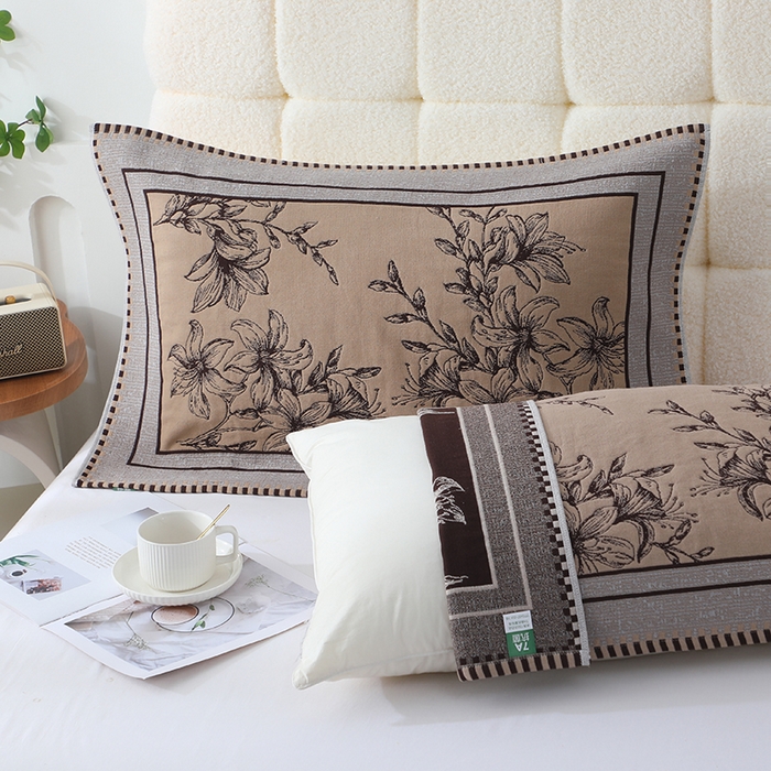 91家纺网 家纺一手货源 找家纺 娇兰毛巾 2026新款安心棉长效抗菌全棉a类加厚加双绑带防滑枕巾 花影觅踪