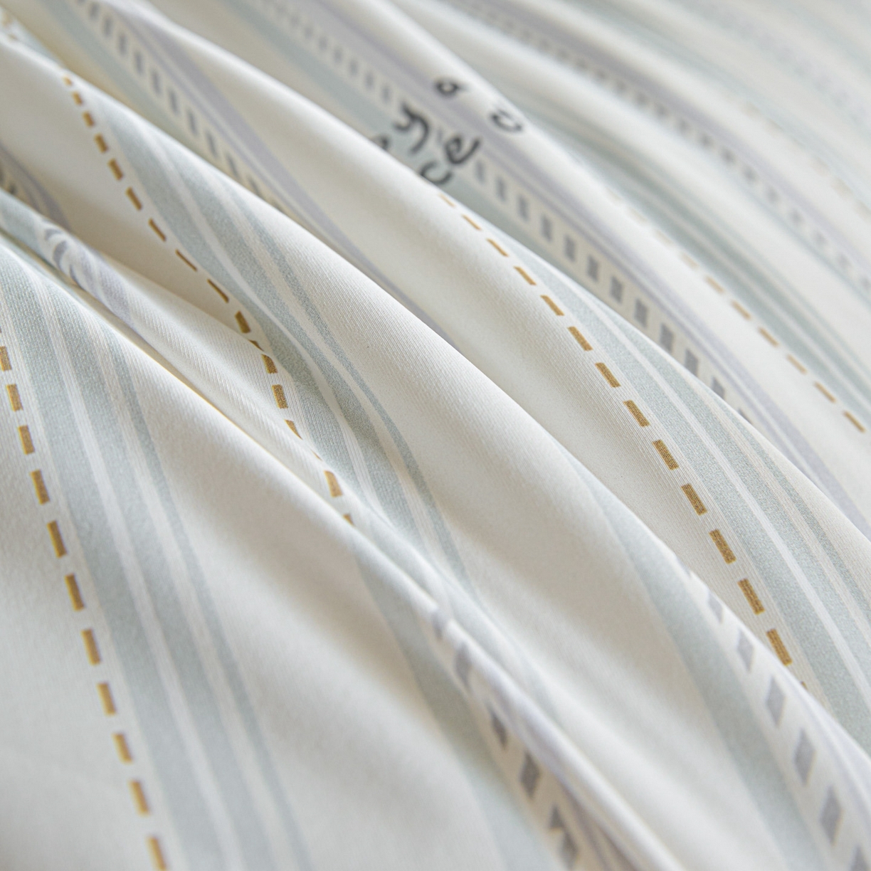 91家纺网 家纺一手货源 找家纺 一加一 2026新款A类凉感冰皮印花冰蚕被夏被夏凉被空调被 元气DOG